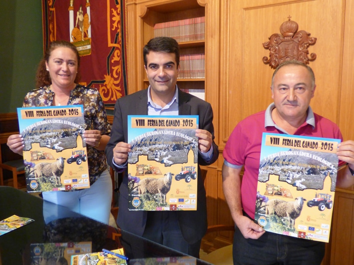 Teresa Delgado, Joaquín Camacho Y Juan Antonio Moreno, En La Presentación Del Cartel.
