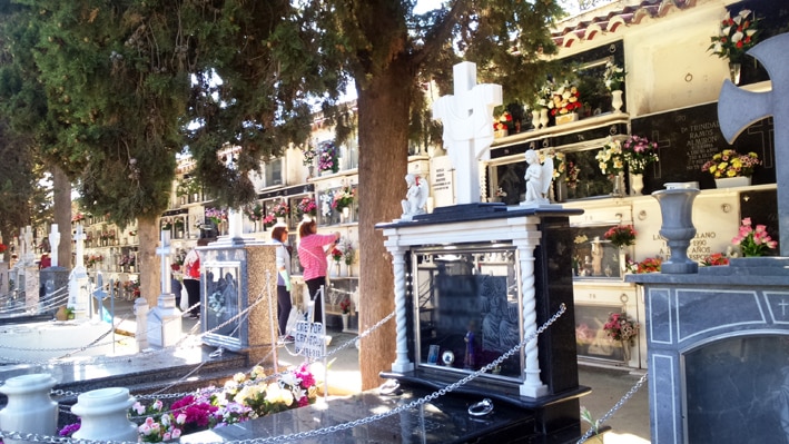 Una De Las Zonas Del Camposanto De Loja Durante La Mañana De Ayer