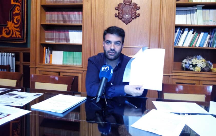 Joaquín Camacho Durante La Rueda De Prensa En La Que Ha Mostrado Las Cuentas De La Residencia