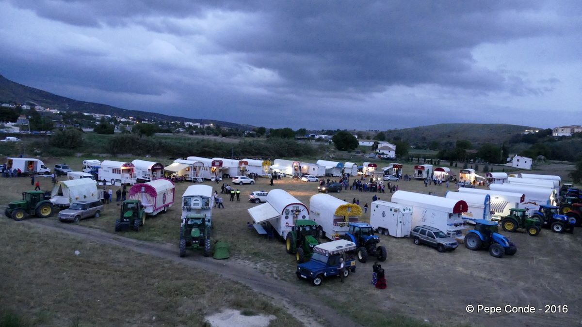Las Carretas De La Hermandad Del Rocío De Granada En Una Explanada Junto Al Río Genil. JosÉ Conde.