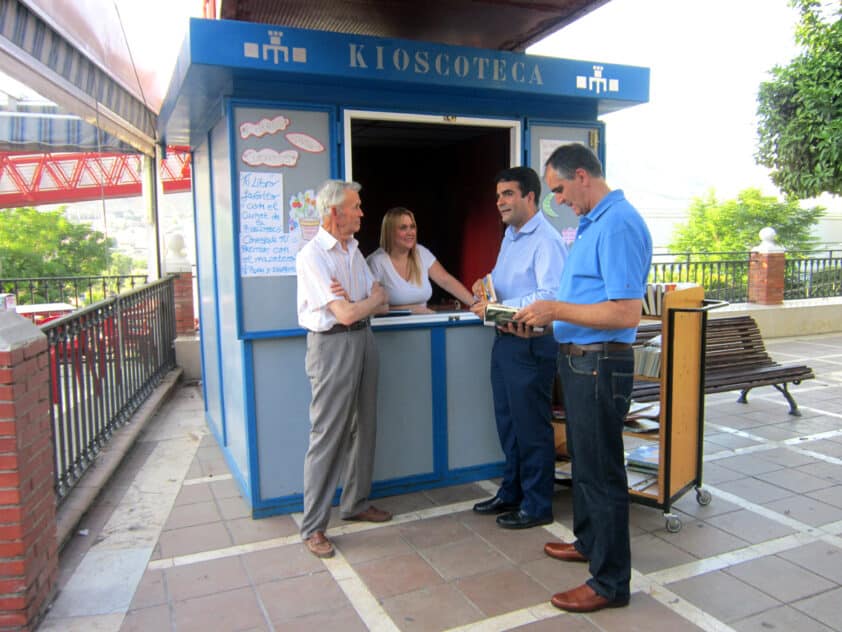 La Kioscoteca Del Año Pasado Instalada En La Glorieta De Los Ángeles.