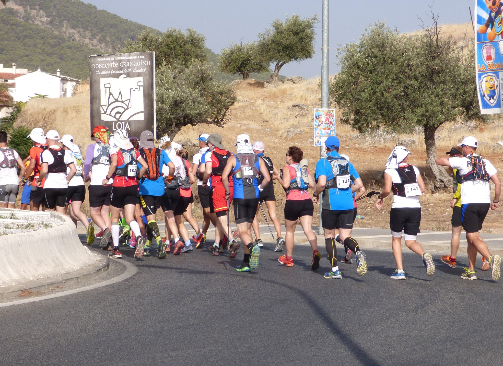 Los Participantes Tras Tomar La Salida Esta Mañana En Loja. Foto: Paco Castillo.