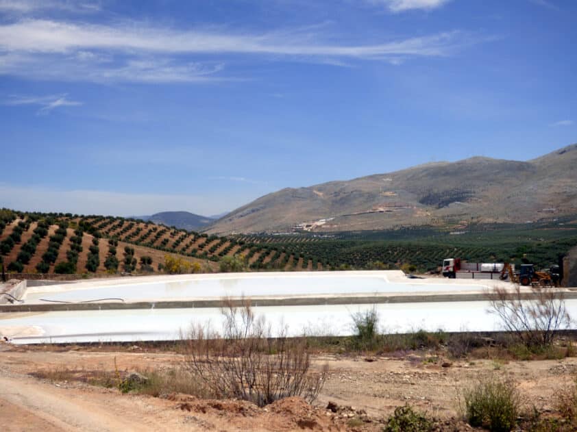Piscinas De Las Actuales Salinas De Fuente Camacho. A. Matas.