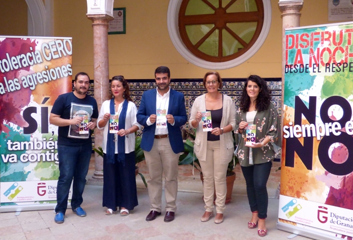 Momento De La Presentación De La Campaña En El Patio Del Palacio De Narváez.