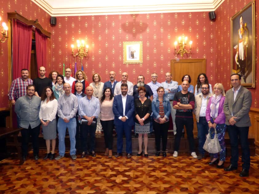Todos Los Representantes Pedáneos Junto A La Corporación Municipal. Foto: Paco Castillo