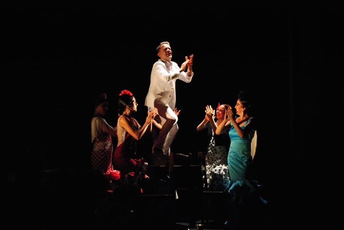 El Coreógrafo Y Bailaor Lojeño En Un Espectacular Momento. Foto: Jorge Aguila