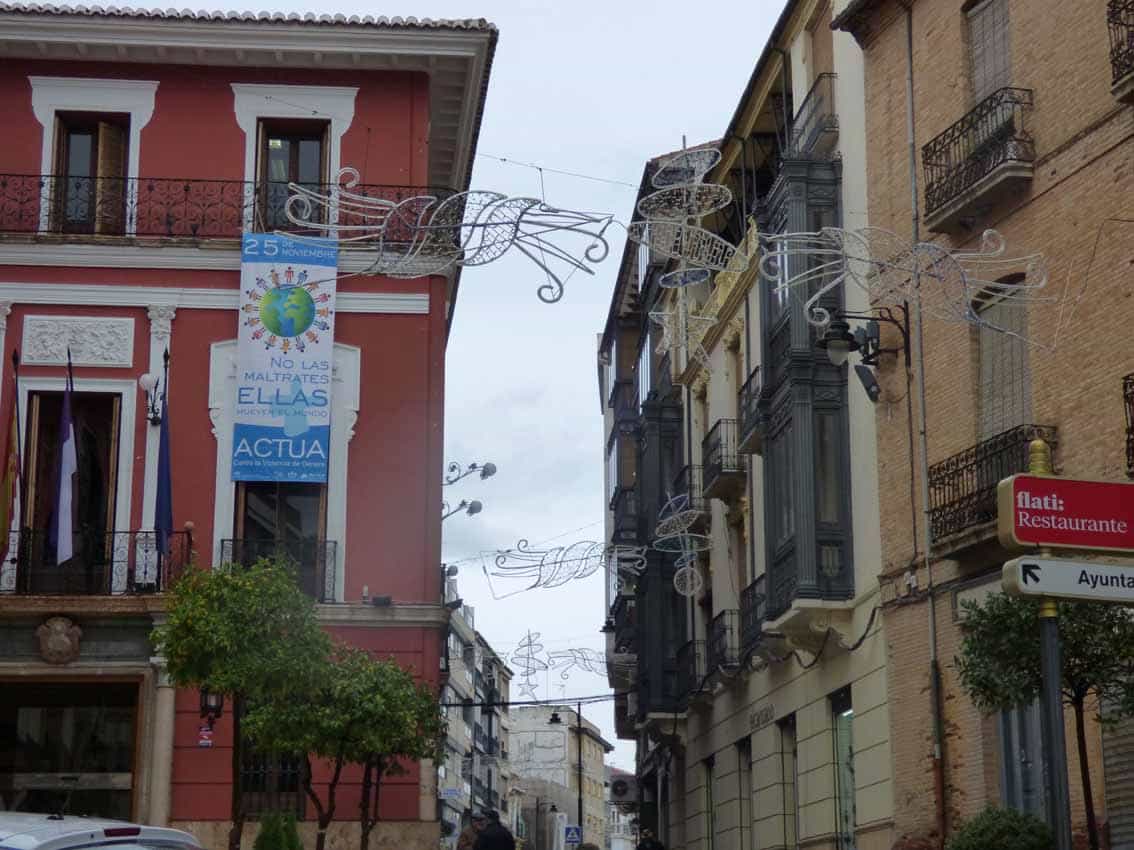 Iluminación Navideña En La C/ Duque De Valencia Junto Al Palacio De Narváez