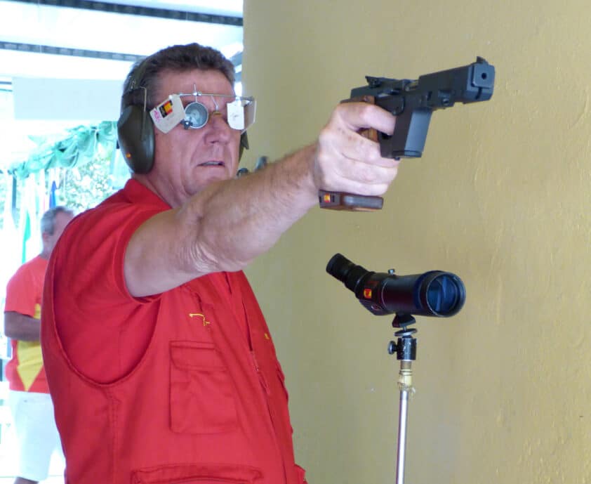 Un Tirador Durante La Competición Del Pasado Año