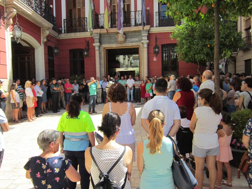Concentración Silenciosa En Repulsa Contra El Atentado Terrorista En Barcelona Y Cambrills