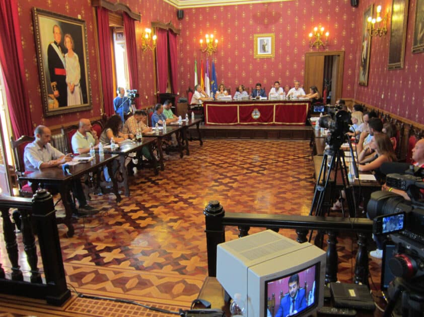 Sesión Del Pleno De La Corporación, Correspondiente Al Mes De Agosto. Foto: Calma