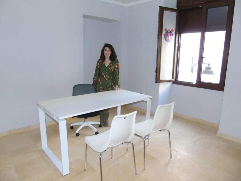 Paloma Gallego, Durante El Anuncio De La Solicitud De Las Oficinas. Foto: Calma