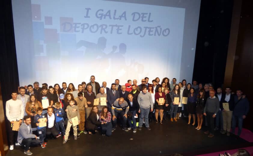 Todos Los Premiados Posaron Juntos A La Conclusión De La Gala. Foto: Miguel JÁimez.