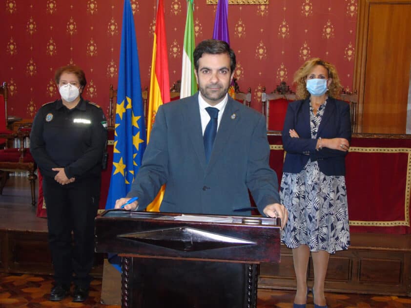 Comparecencia Pública Del Alcalde De Loja, La Jefa De Policía Local Y La Concejala De Gobernación