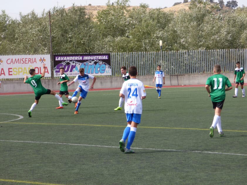 Medina Lauxa Ya Ha Abierto Las Inscripciones Para La Nueva Temporada De Fútbol