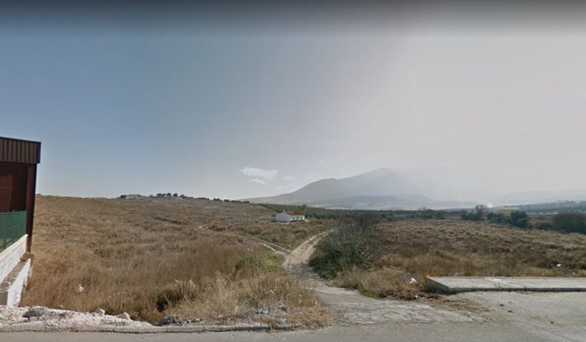 Terrenos Donde Se Alza La Nave En El Polígono Manzanil Ii. Foto: G. Map