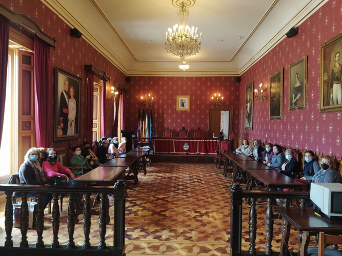 Reunión De La Nueva Asociación Con La Concejala De Participación Ciudadana