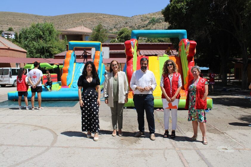 Visita De La Delegada De Inclusión Social A La Escuela De Verano De Loja