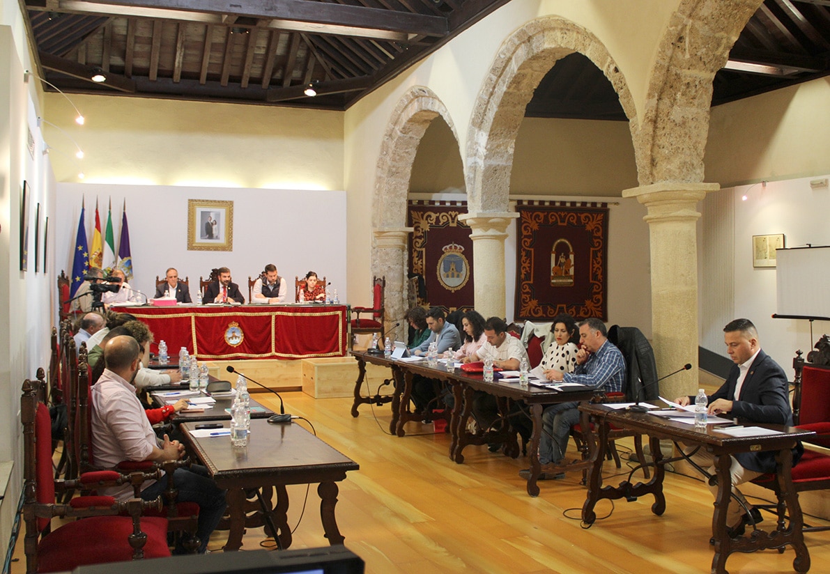 La Sala De Columnas Del Pósito Acogió Una Nueva Sesión Plenaria. Foto: A. Matas
