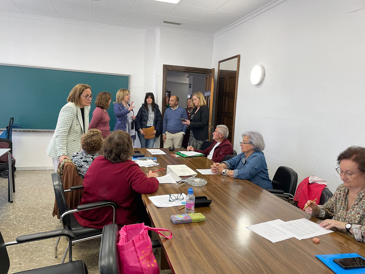 La Delegada De Inclusión Social, Durante Una Visita Al Cpa San José. Foto: C. M.
