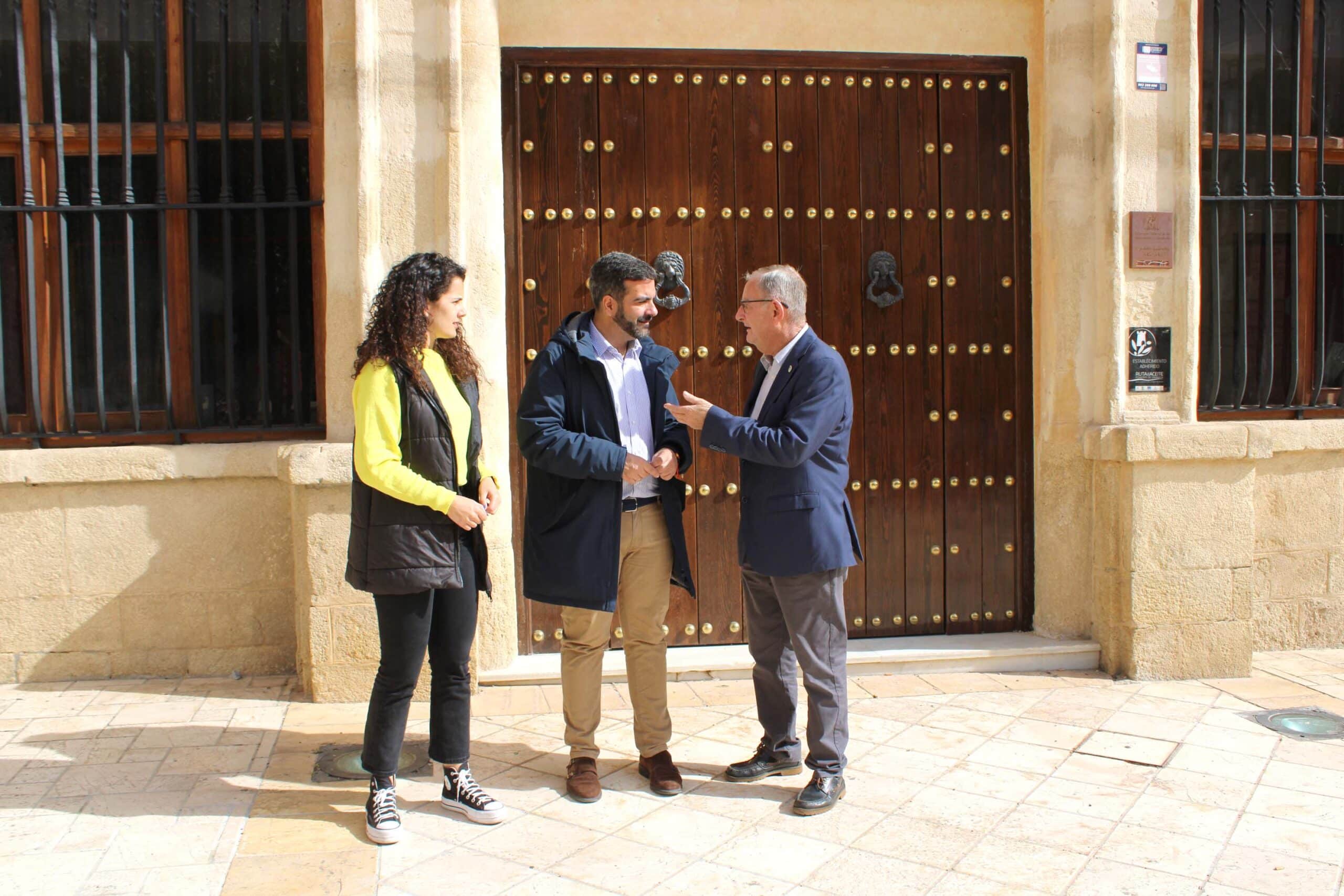 La Concejala, El Alcalde Y El Presidente De La Agrupación Hacen Balance De La Semana Santa. A. Matas