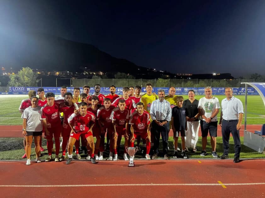 Guadix Con El Trofeo