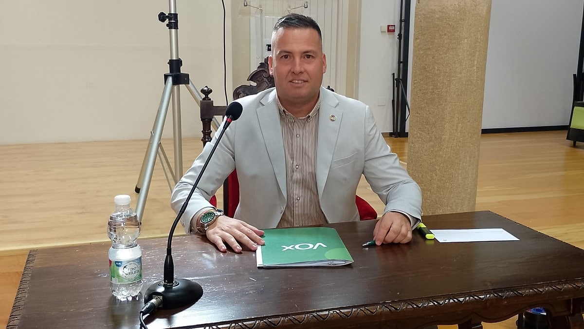Jesus Lobato Portavoz De Vox En El Consistorio De Loja Web (1)