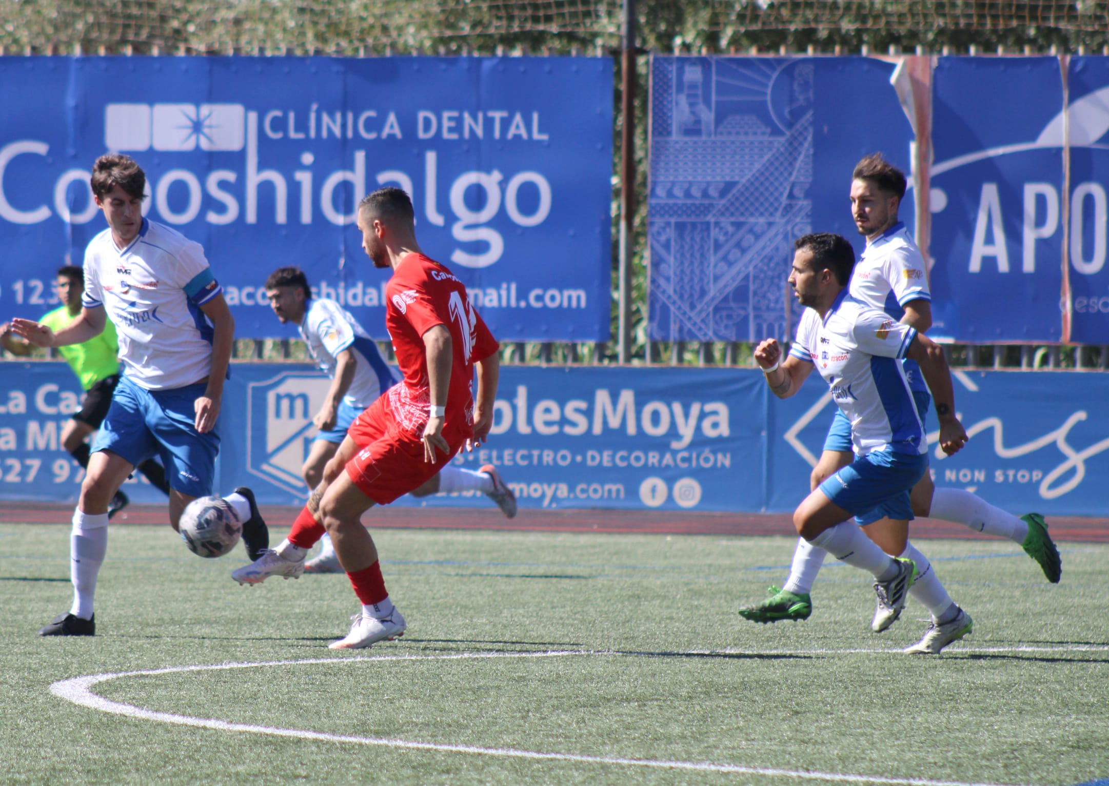 Una Acción Del Partido