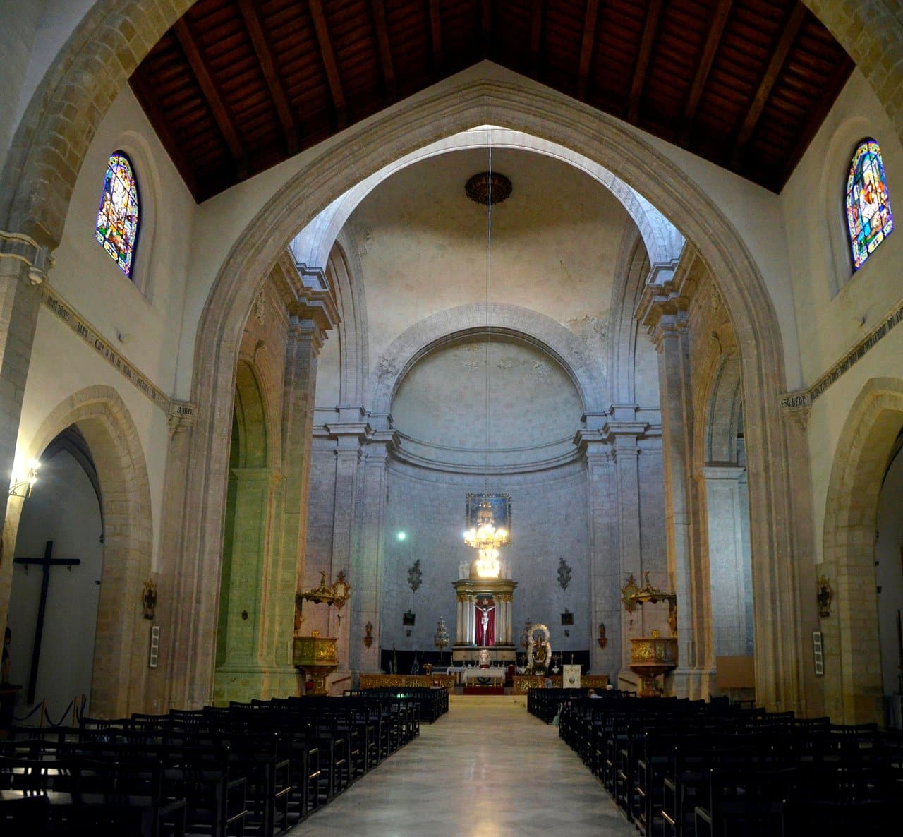 Vista De La Nave Centralred