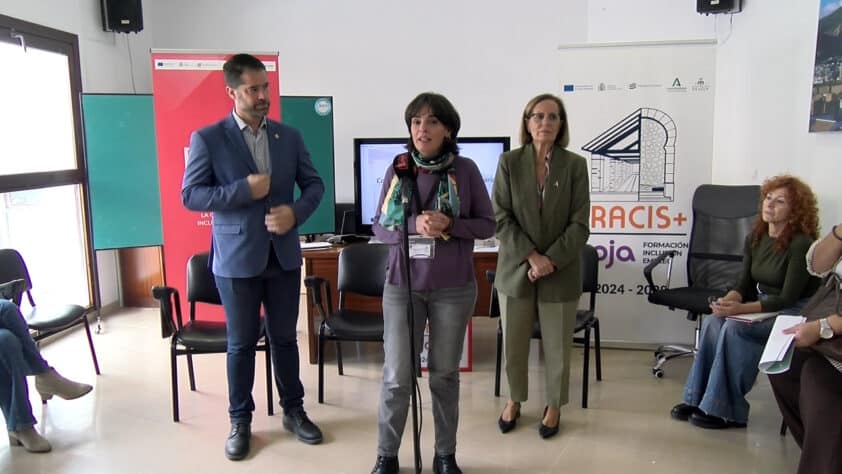 Secuencia 03.00 00 00 22.imagen Fija001