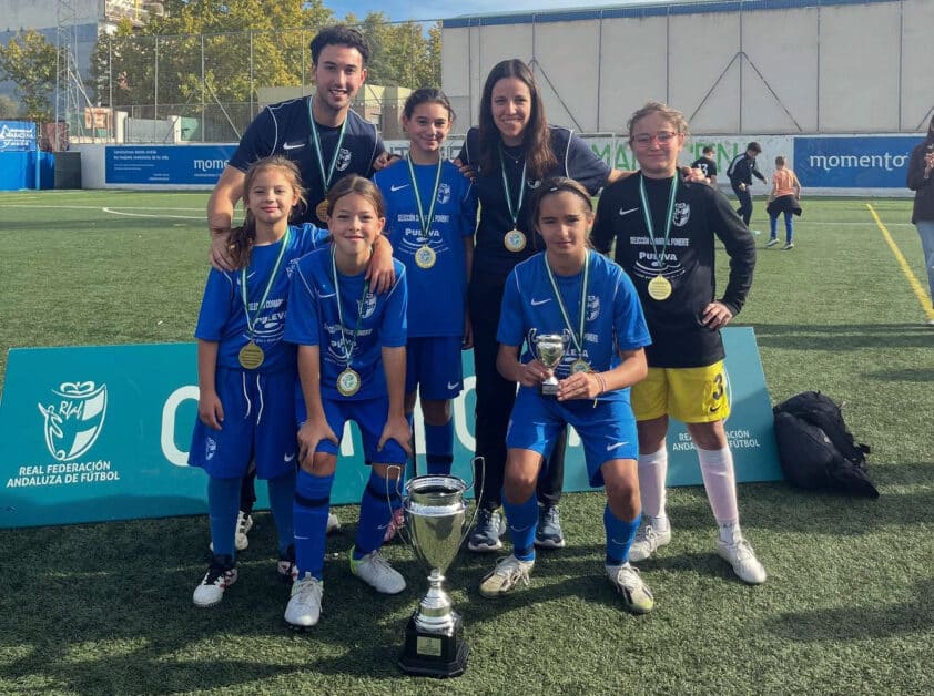 Seleccionadores Y Jugadoras Lojeñas