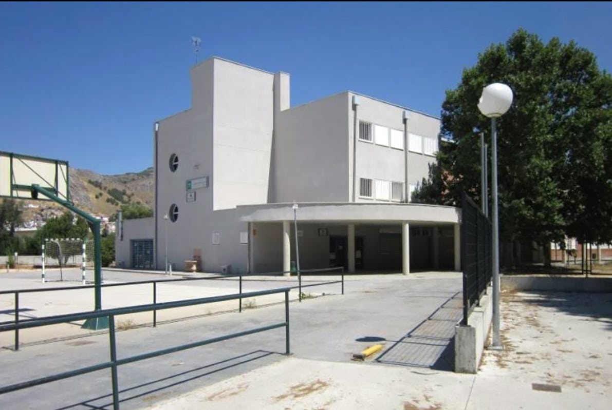 Entrada Ies Alfaguara