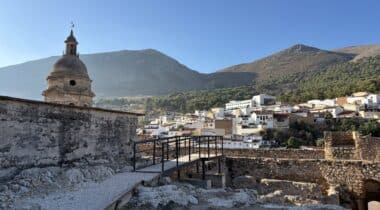 Alcazaba Ampliación Ayuda