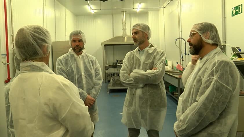 923g5003.mov.00 40 51 20.imagen Fija001