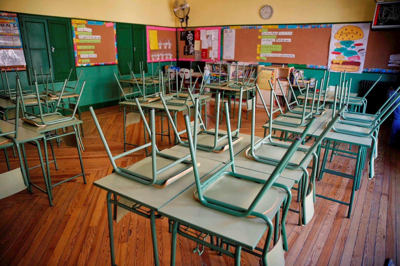Aula Colegio Vacia Covid
